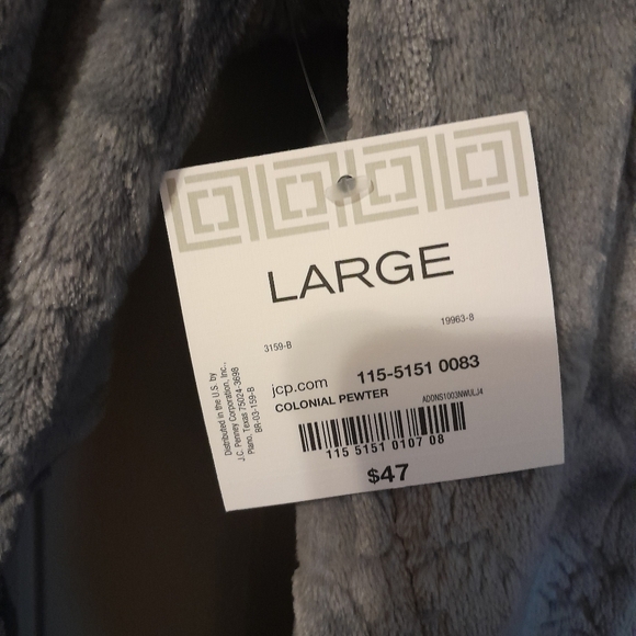 Bath Robe - Picture 3 of 3